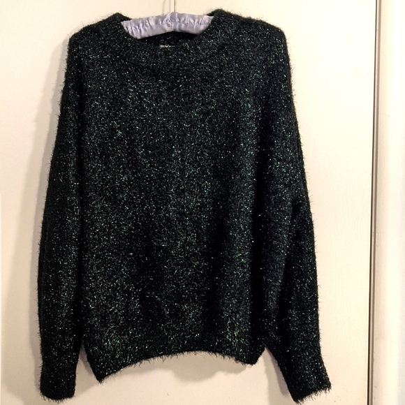H&M Metallised Sweater- Black w/ Green Size L - Picture 2 of 3